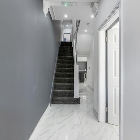 Crystal Towers Sasco Apartments 블랙풀 외부 사진