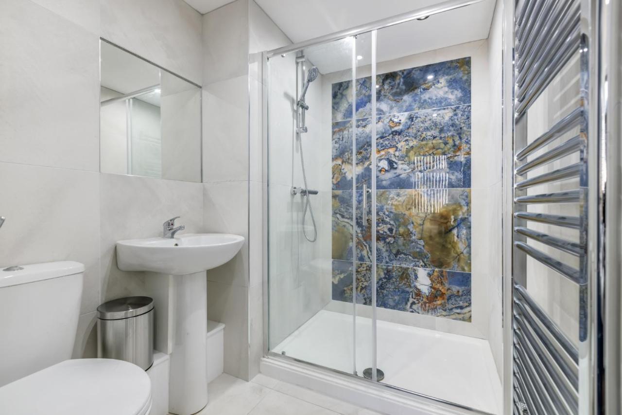 Crystal Towers Sasco Apartments 블랙풀 외부 사진