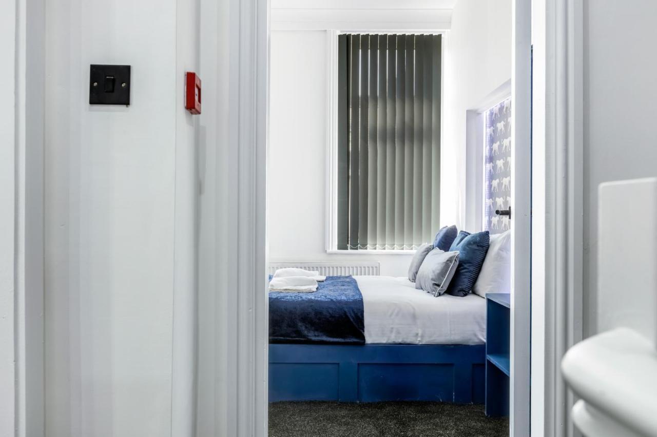 Crystal Towers Sasco Apartments 블랙풀 외부 사진
