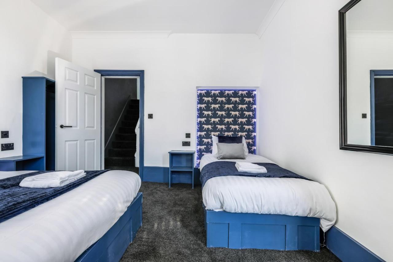 Crystal Towers Sasco Apartments 블랙풀 외부 사진